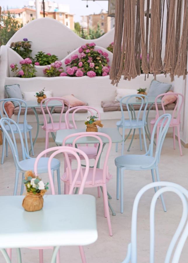 Relax Hotel Ksamil Bagian luar foto