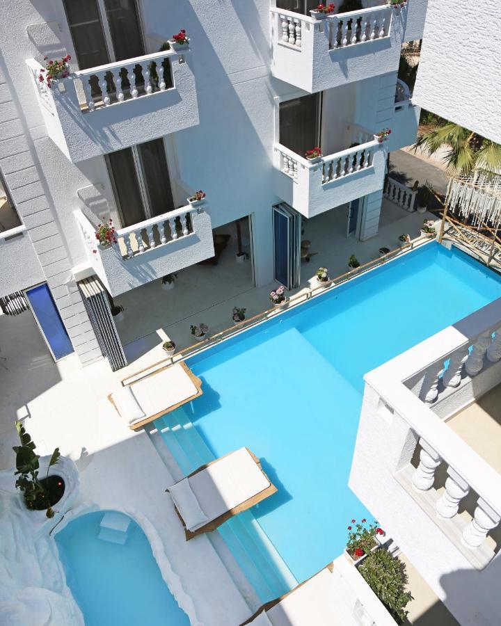 Relax Hotel Ksamil Bagian luar foto
