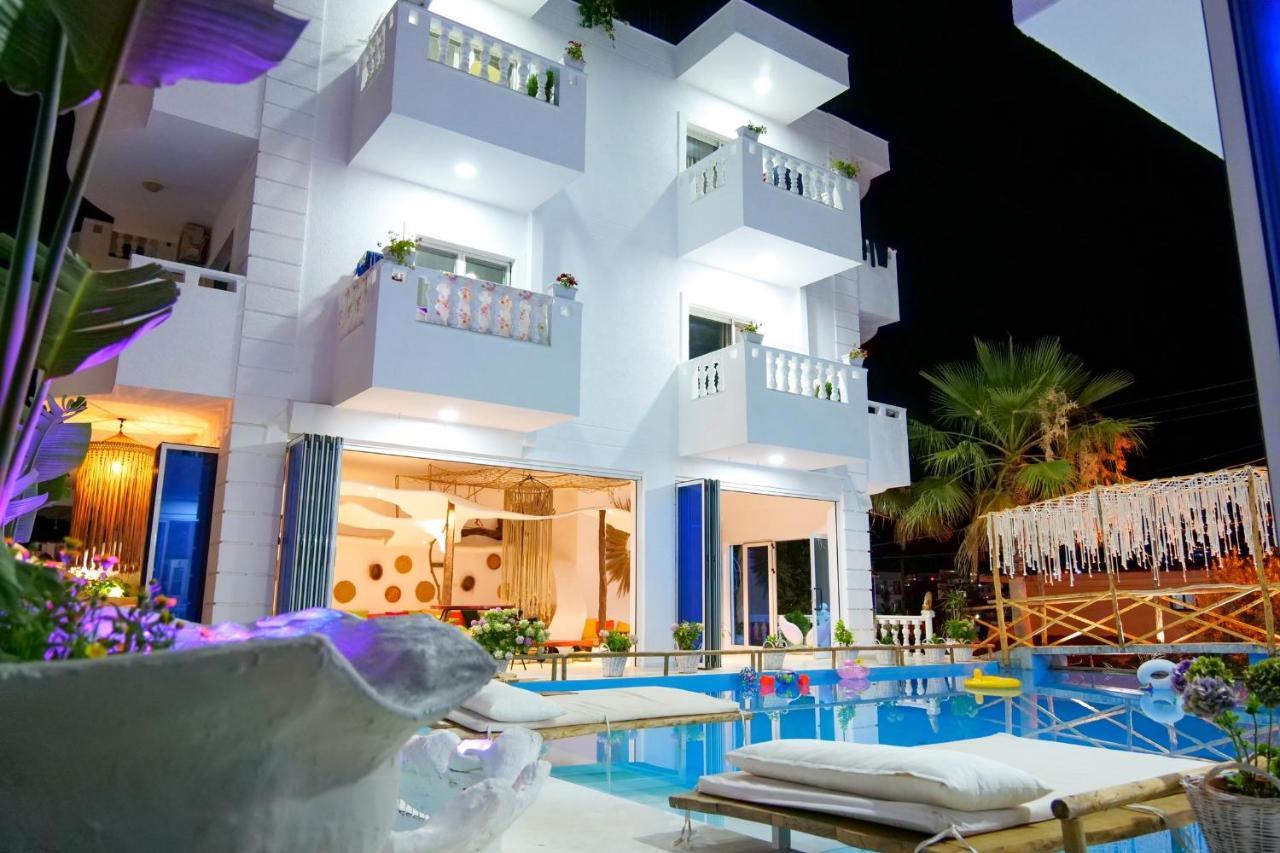 Relax Hotel Ksamil Bagian luar foto